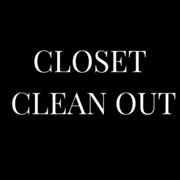 🚨Closet Clean Out NOW‼️🏷️ Inventory marked DOWN to $15 and LOWER!!! - Picture 4 of 4